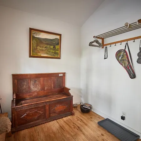 Semesterbostad Asten-lodge *