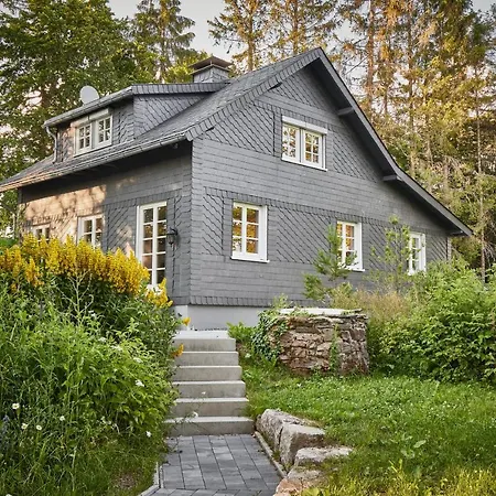 Asten-lodge Vakantiehuis *